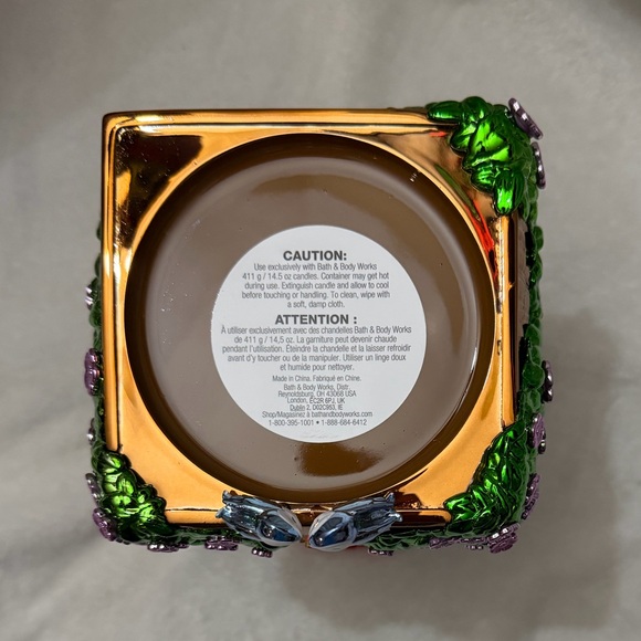 Bath & Body Works Snow White Decorative Candle Holder - Picture 6 of 6
